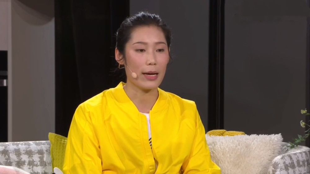 皇马希望重复签克罗斯的操作签下戴维斯阿方索-戴维斯与拜仁目前的合同将于2025年夏天到期，目前并无关于他是否会续约的消息。